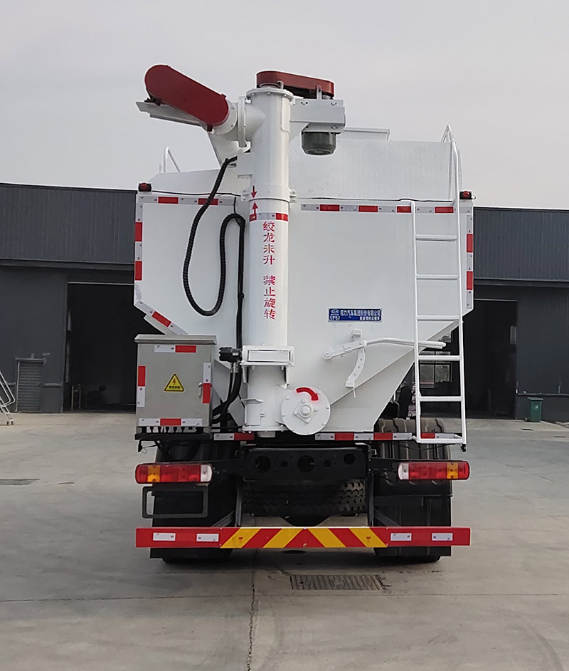 程力牌CL5181ZSL6SS型散裝飼料運(yùn)輸車 程力牌CL5181ZSL6SS型散裝飼料運(yùn)輸車