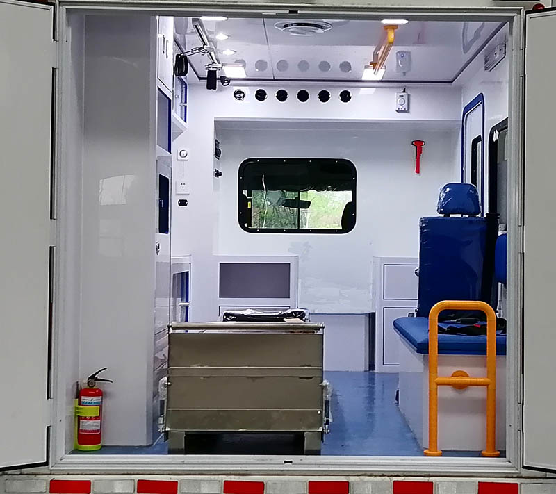 程力牌CL5042XJHS6YS型救護車 程力牌CL5042XJHS6YS型救護車