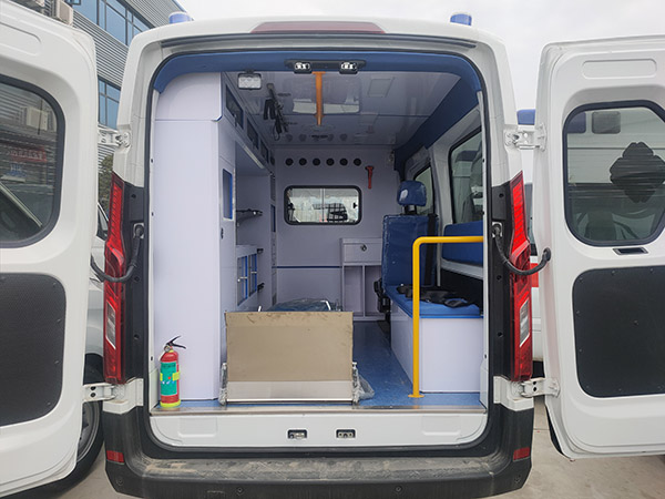 程力牌CL5047XJH6YS型救護車 程力牌CL5047XJH6YS型救護車